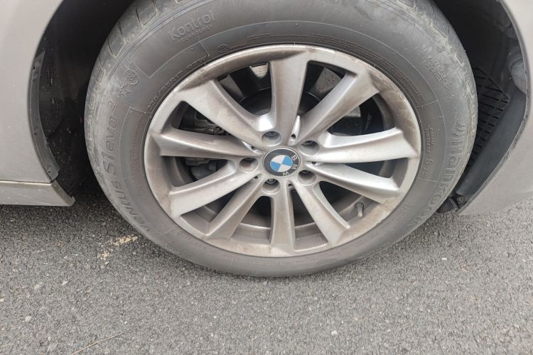 宝马5系 2017款 520Li 典雅型车身外观6007