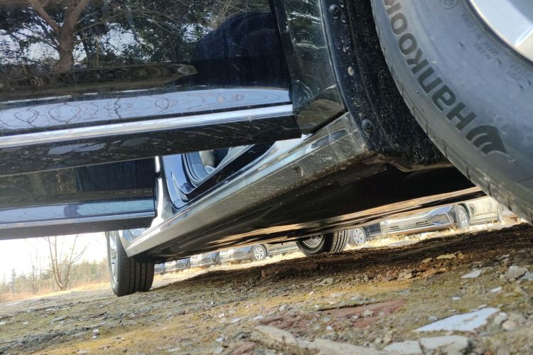 大众 帕萨特新能源 2025款 430PHEV 混动商务版局部细节9001