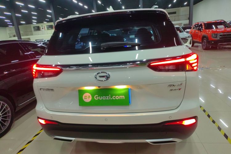 广汽传祺 传祺GS4 2022款 270T 自动智行科技版（升级版）车身外观6