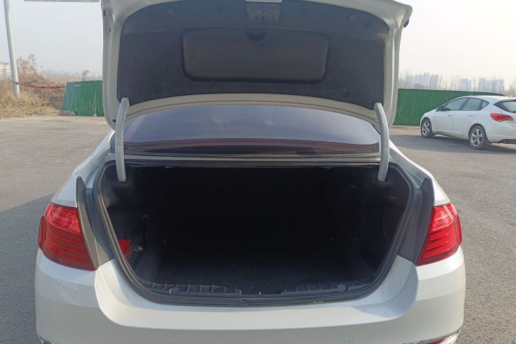 宝马5系 2014款 525Li 豪华设计套装局部细节23