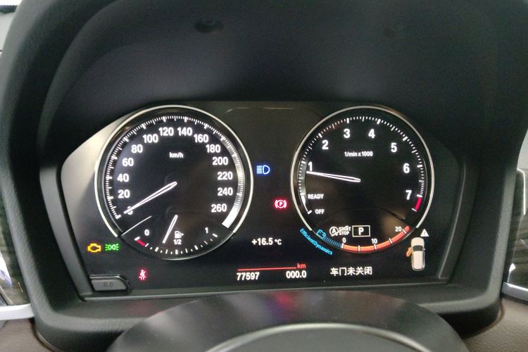 宝马X1 2022款 改款 xDrive25Li 尊享型中控内饰14