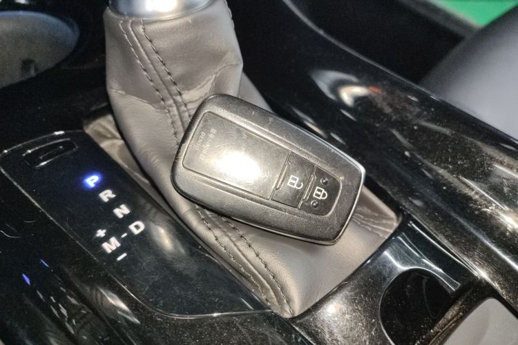 丰田 奕泽IZOA 2018款 2.0L 奕驰版 国V中控内饰11