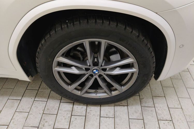 宝马X3 2020款  xDrive28i M运动套装车身外观10