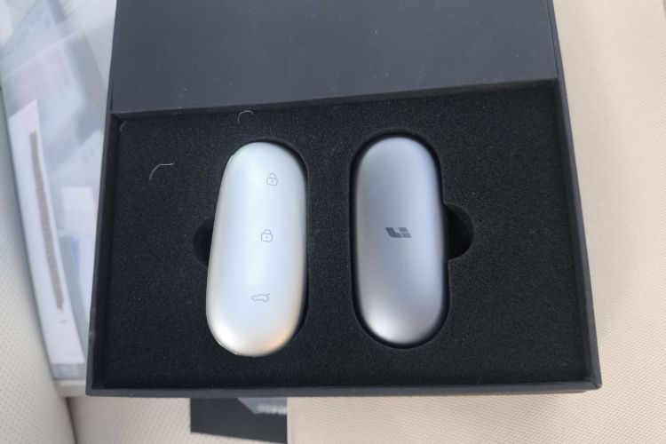 理想汽车 理想L7 2024款 Ultra中控内饰11