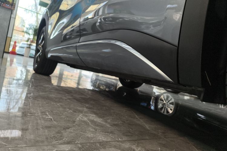 比亚迪 元PLUS 2024款 荣耀版 430KM 领先型局部细节9002