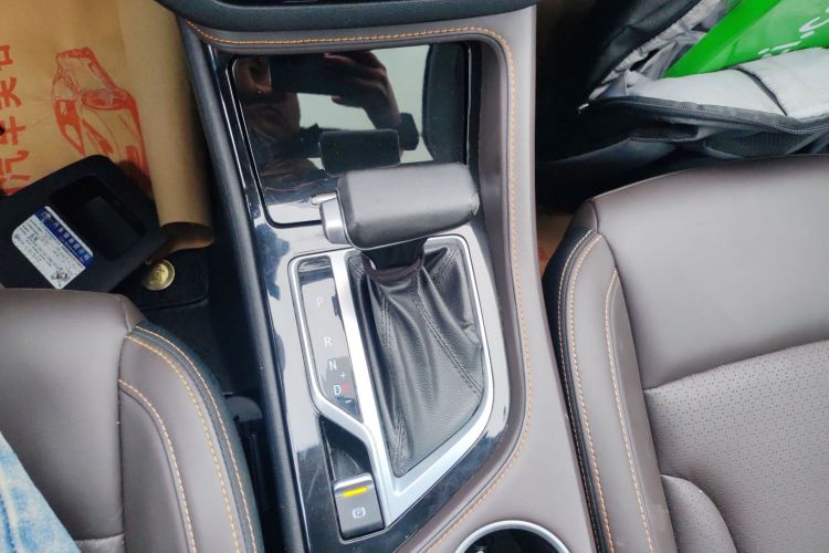 长安CS35PLUS 2018款 1.6L 自动畅联版 国V中控内饰18