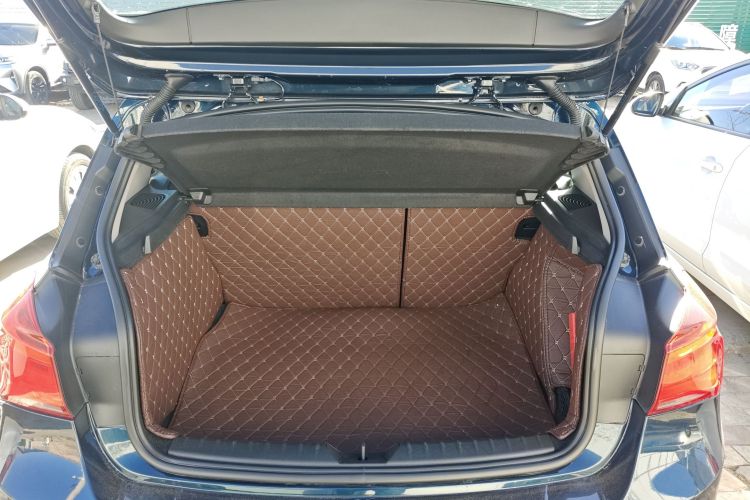 宝马1系(进口) 2016款 118i 领先型局部细节23