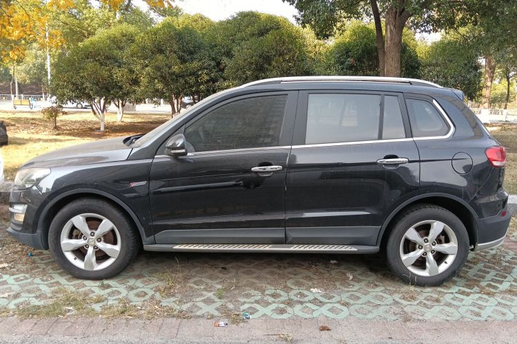 众泰 大迈X5 2015款 1.5T 手动尊贵型 国V车身外观4