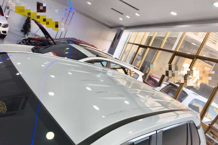 丰田 威兰达 2023款 2.0L CVT两驱领先版局部细节57