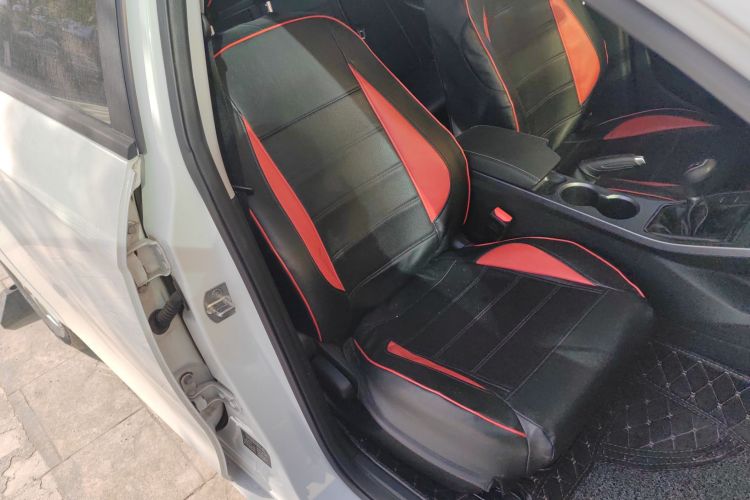 吉利汽车 帝豪 2020款 1.5L 手动豪华型局部细节41