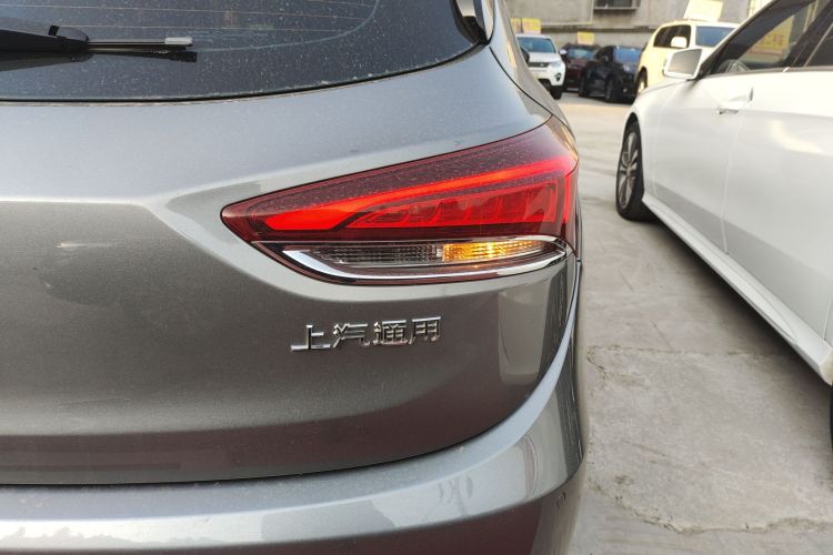 别克 阅朗 2019款 18T 自动互联精英型 国V车身外观9