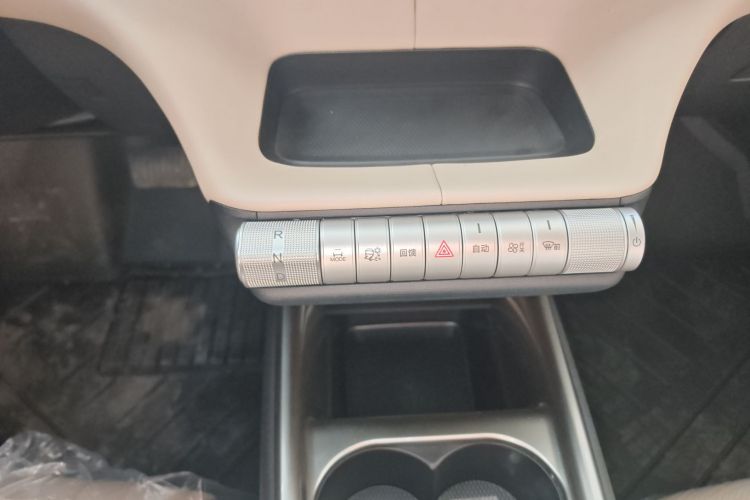 比亚迪 海豚 2025款 420km 自由版中控内饰18