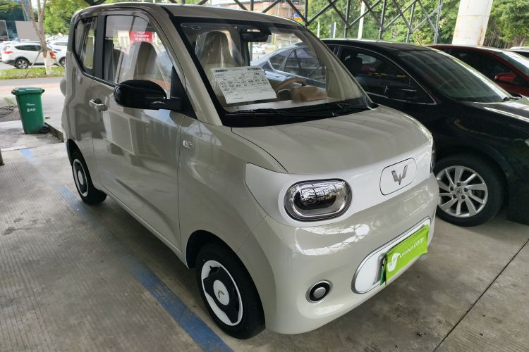 五菱汽车 宏光MINIEV 2024款 第三代 215km 青春版车身外观3