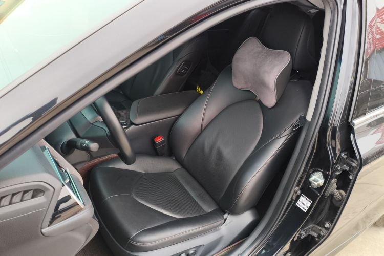 丰田 凯美瑞 2019款 2.0G 豪华版 国VI局部细节19