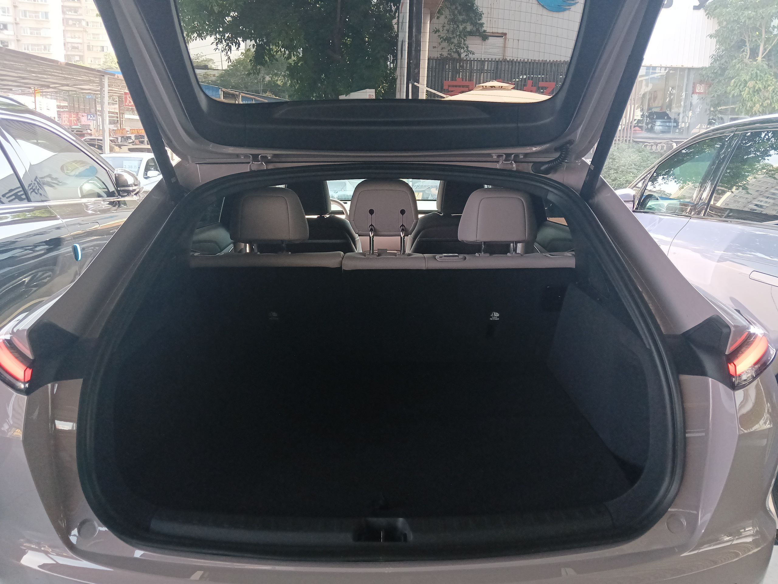 乐道L60 2024款  60kwh 后驱版