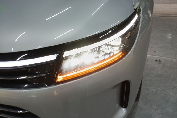 鸿蒙智行 问界M7 2024款 1.5T 后驱Plus版 5座车身外观36