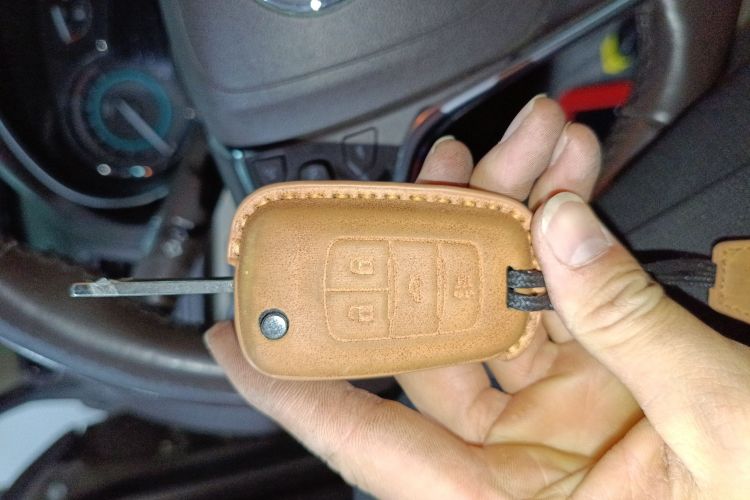 别克 君威 2014款 2.0L 精英时尚型中控内饰11