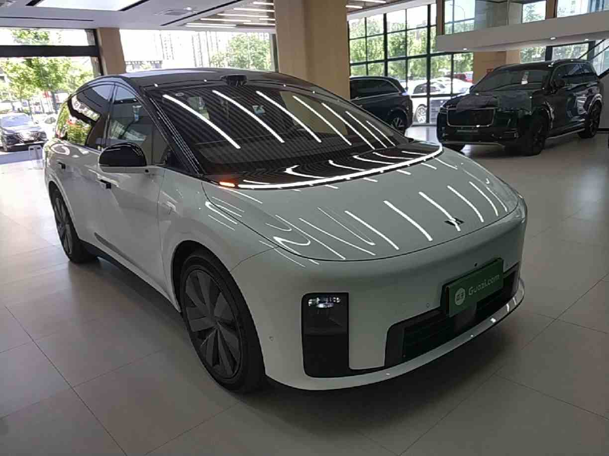 理想汽车 理想i8 2025款 标准版(5)