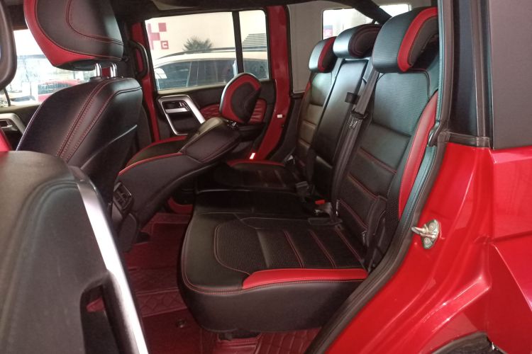 北京BJ40 2018款 PLUS 2.3T 自动四驱尊享版 国V中控内饰21