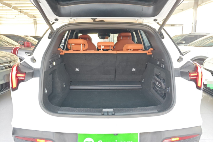 哪吒汽车 哪吒L 2024款 增程 220 闪充版局部细节23