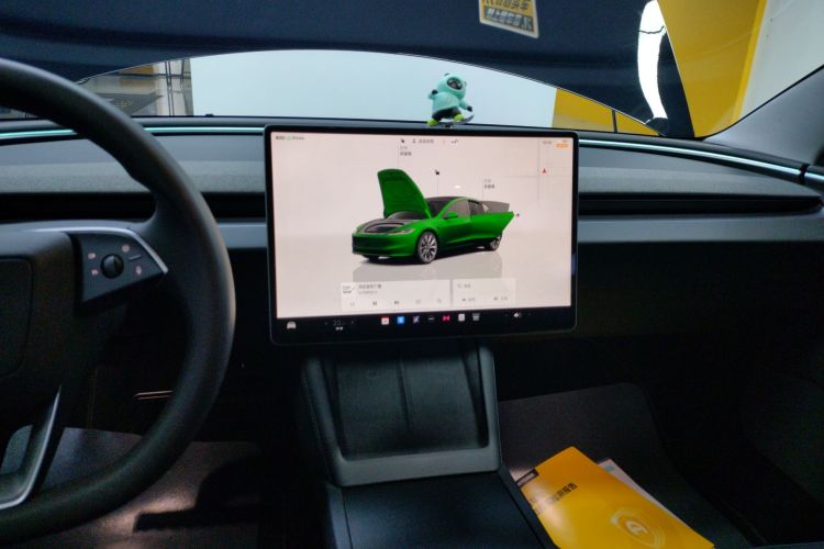 特斯拉 Model 3 2023款 长续航全轮驱动版局部细节16