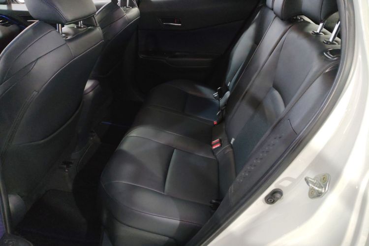 丰田C-HR 2020款 2.0L 领先版中控内饰21