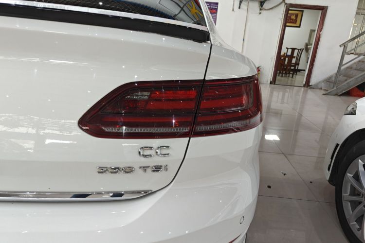 一汽-大众CC 2020款 330TSI 魅颜版 国VI车身外观9