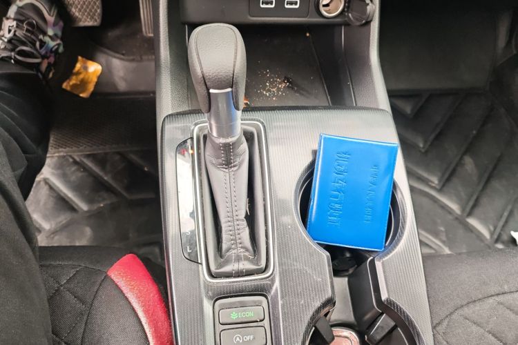 本田 思域 2022款 240TURBO CVT劲动版局部细节18