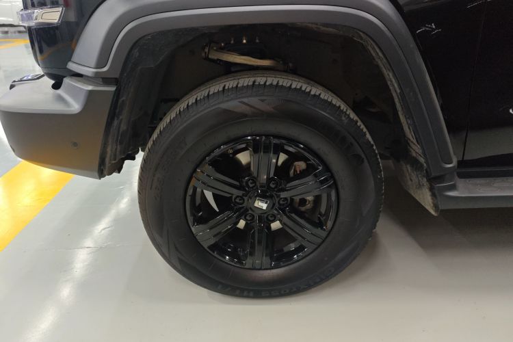 坦克300 2025款 2.0T 征服者车身外观6007