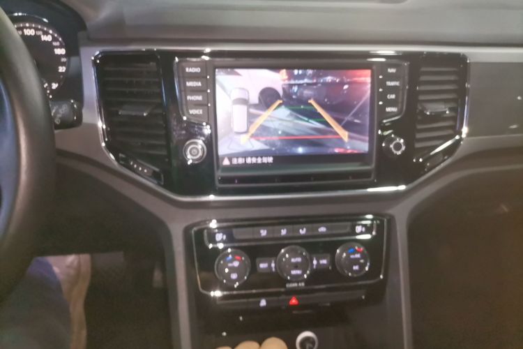 大众 途昂 2017款 380TSI 四驱舒适版中控内饰16