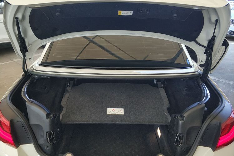 宝马4系 2017款 425i 敞篷M运动套装机舱底盘23