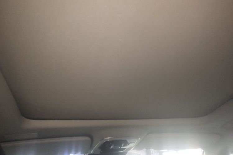 领克01 2021款 2.0TD 两驱型Pro中控内饰22