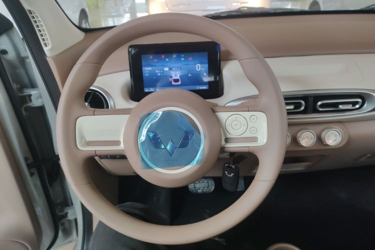 五菱汽车 宏光MINIEV 2025款 四门版 进阶款中控内饰13