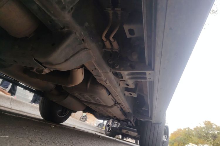 坦克500 2022款 3.0T 运动版 造境型 5座局部细节9004