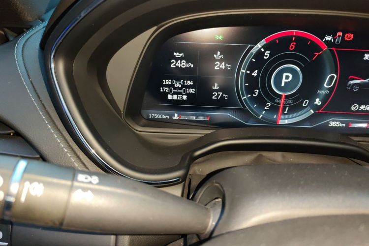 凯迪拉克CT5 2023款 28T 豪华型（标准版）中控内饰15