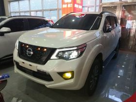 日产 途达 2020款 2.5L XV 4WD 自动四驱旗舰版