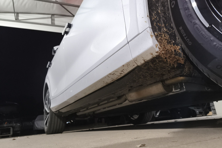 岚图汽车 岚图FREE 2025款 FREE+ 后驱乾崑版局部细节9001