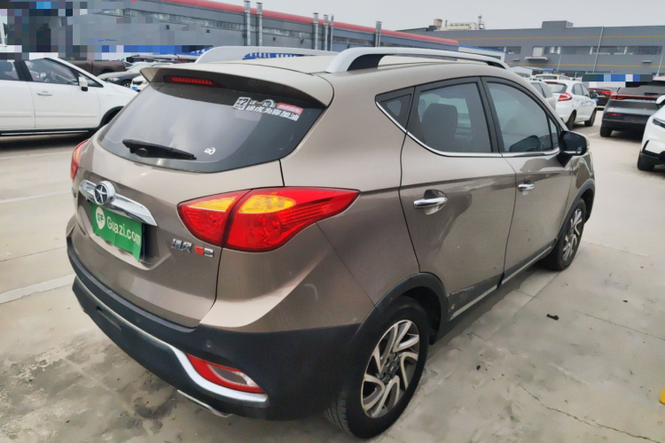 江汽集团 瑞风S3 2016款 1.5L CVT豪华型车身外观7