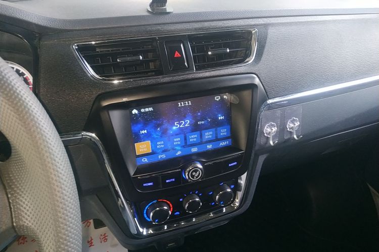 金杯 小海狮X30 2021款 1.5L 舒适型无空调版厢货国VI SWC15M局部细节16