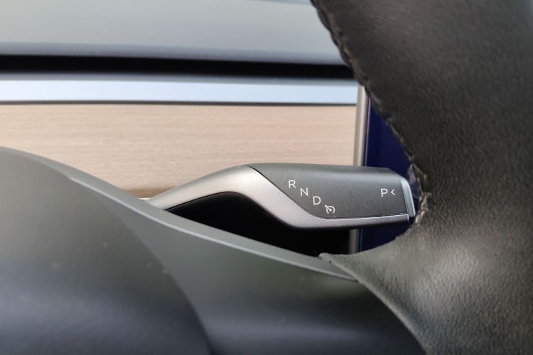 特斯拉 Model 3 2019款 标准续航后驱升级版中控内饰18