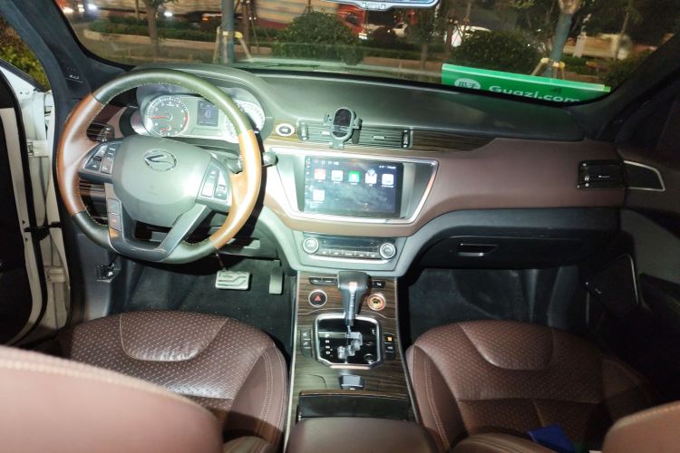 陆风X7 2015款 2.0T 全景尊贵版中控内饰7002