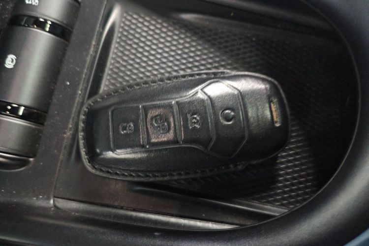 比亚迪 海豚 2021款 405km 时尚版中控内饰7001