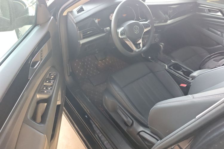 大众 帕萨特 2023款 改款 280TSI 商务版中控内饰7003