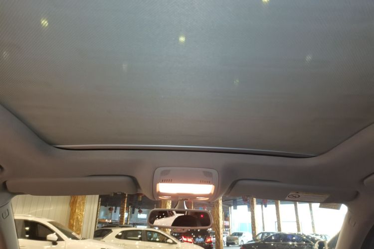 奥迪Q5 2016款 40 TFSI 舒适型局部细节22