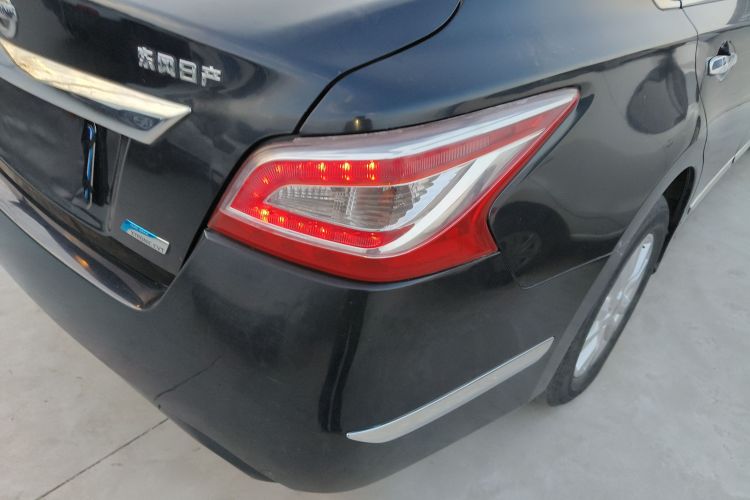 日产 天籁 2013款 2.0L XL舒适版车身外观9