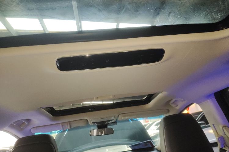 本田 艾力绅 2019款 2.0L 混动舒适版中控内饰22