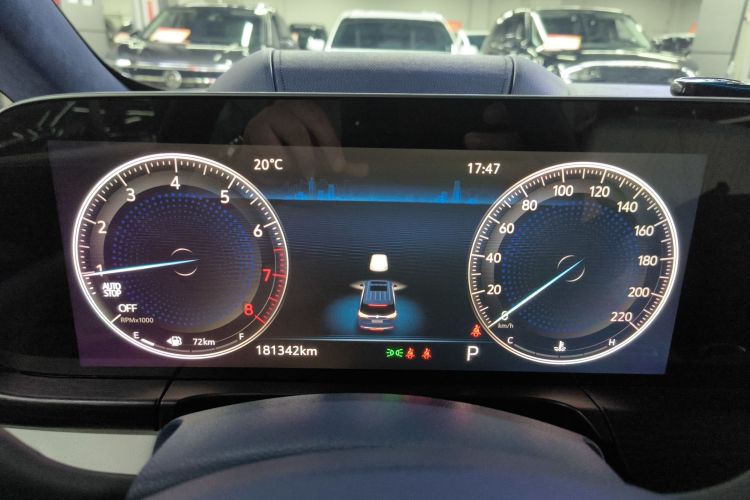 别克GL8 2020款 Avenir艾维亚 四座尊礼版中控内饰14