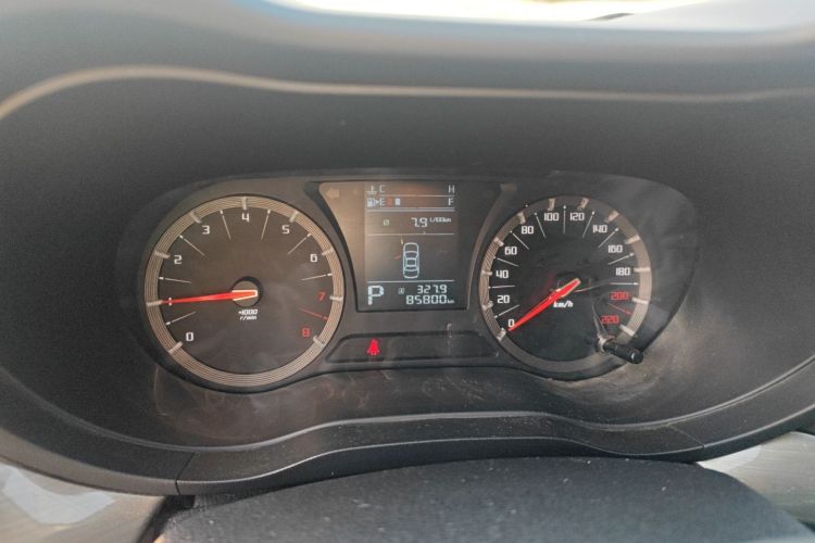 广汽传祺 传祺GA6 2016款 235T DCT精英版局部细节14