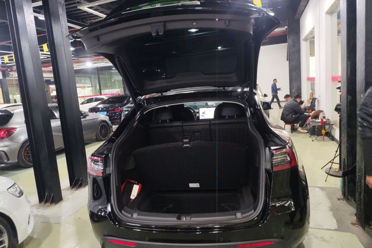 特斯拉 Model Y 2022款 改款 后轮驱动版局部细节23