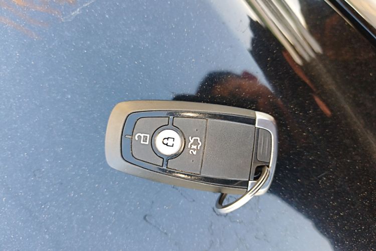 福特 蒙迪欧 2020款 EcoBoost 200 时尚型中控内饰11